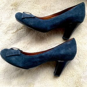 Blue Velvet Clark’s shoe Size 9M